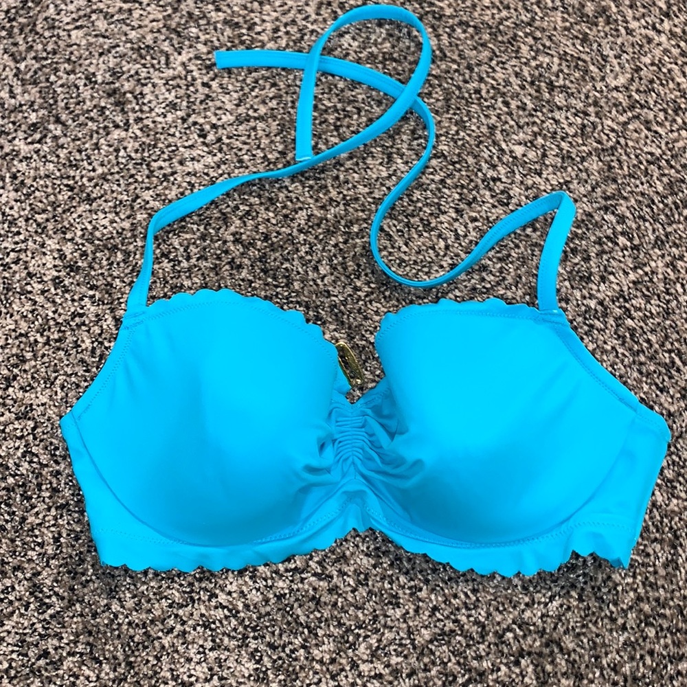 Victoria’s Secret bikini top